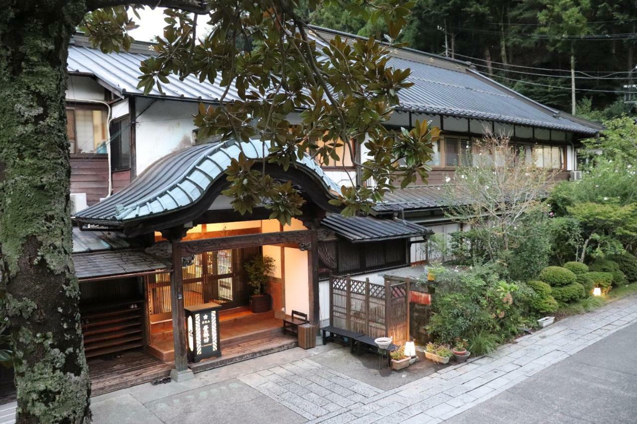 Temple Lodging Shukubo Kakurinbo Minobu Exteriör bild